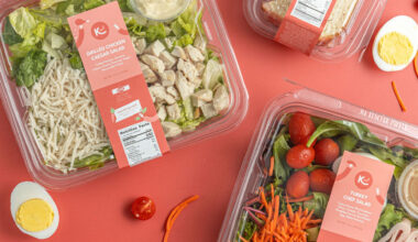 Kosher Eats Grab N' Go packaged salads and sandwiches