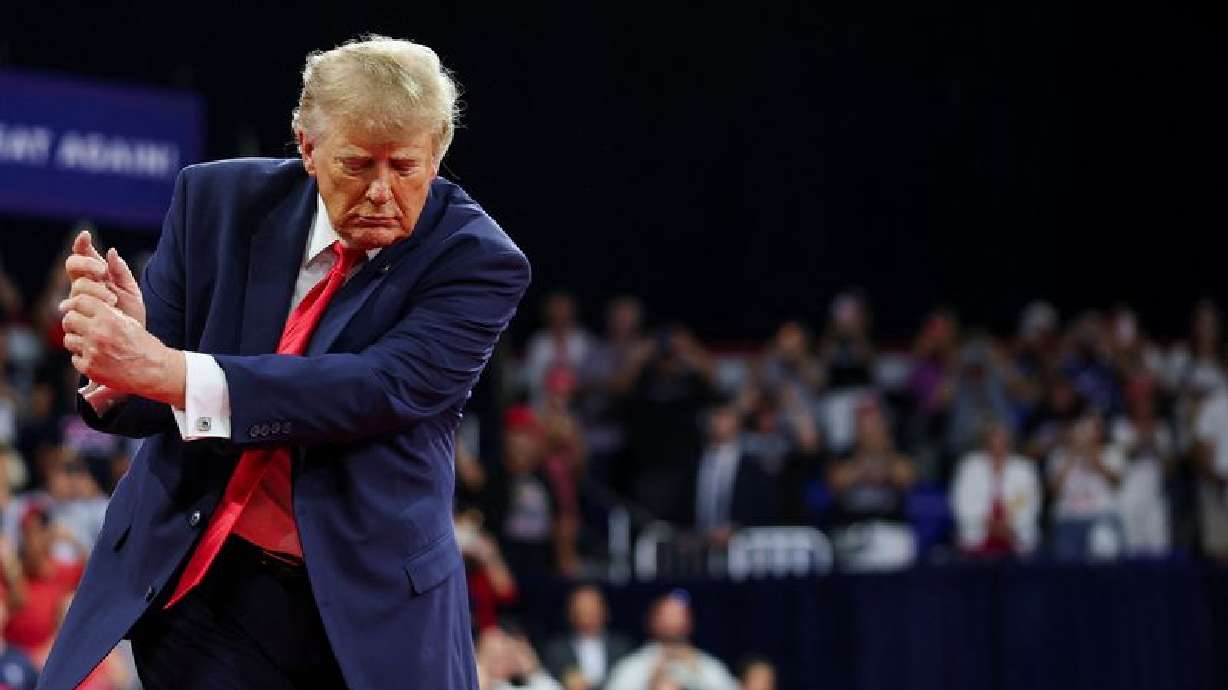 In Florida, Trump vows to deal with Cuba after Iran gets settled