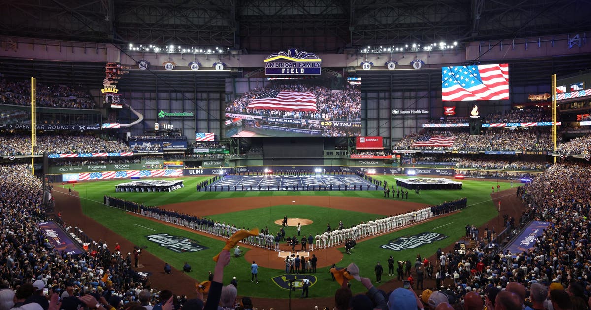 World Series: Tampa Bay Rays lose to Milwaukee Brewers in Game 1