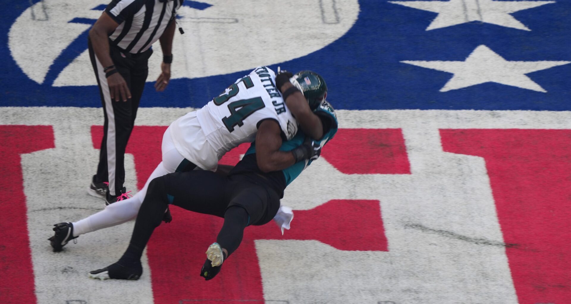 NFL Network can't find a replay to explain double ejection on opening kickoff of Eagles-Jags