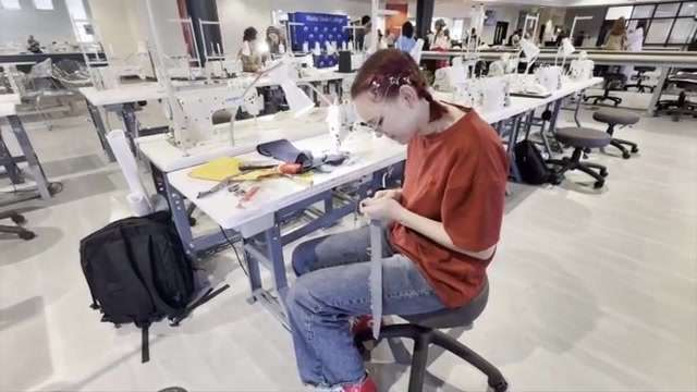 MDC’s Miami Fashion Institute, Miami School of Fashion & Design partner up to offer new degree, scholarship opportunities - WSVN 7News | Miami News, Weather, Sports