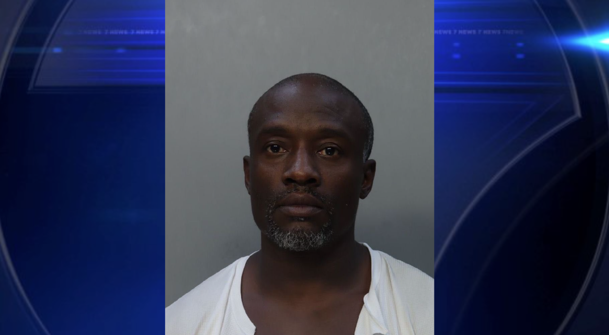 Man arrested, charged with attempted murder in connection to South Beach stabbing - WSVN 7News | Miami News, Weather, Sports