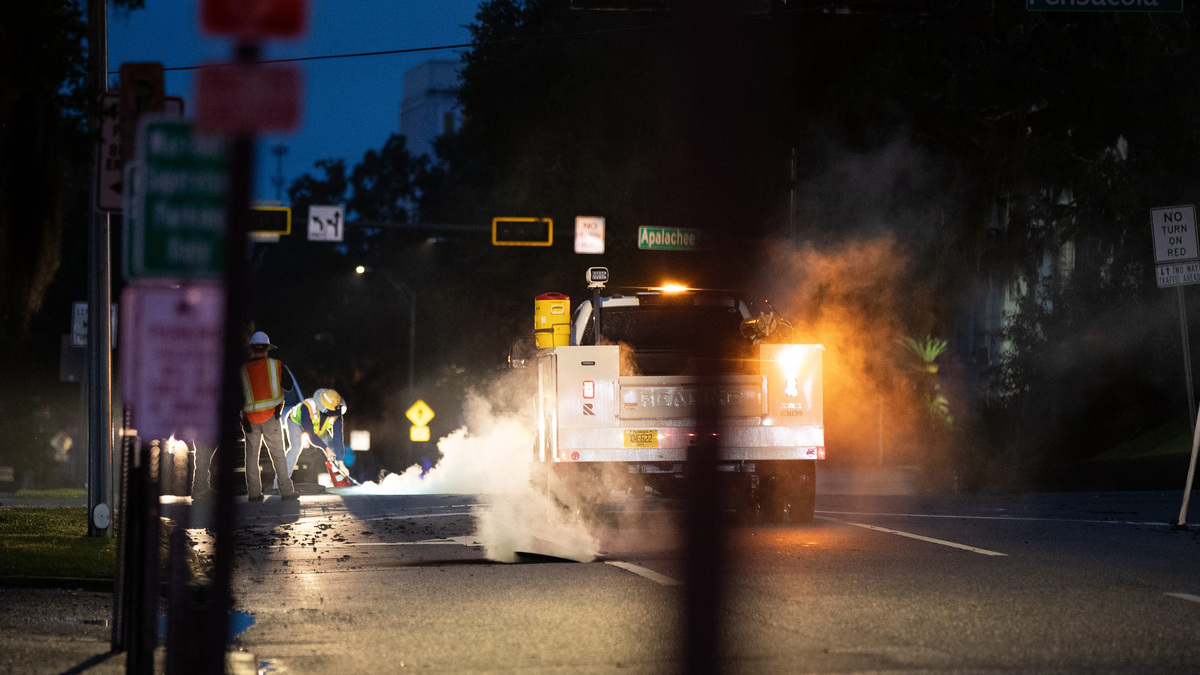 A fire extinguisher is used inside a manhole on Gadsden Street in Tallahassee during an electrical fire related incident on Oct. 6, 2026. A fire extinguisher is used inside a manhole on Gadsden Street in Tallahassee during an electrical fire related incident on Oct. 6, 2026.