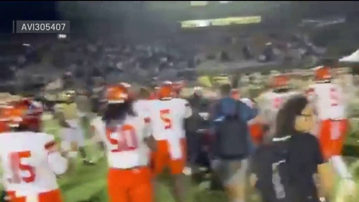 15 Miami Carol City Senior High football players suspended after fight – NBC 6 South Florida