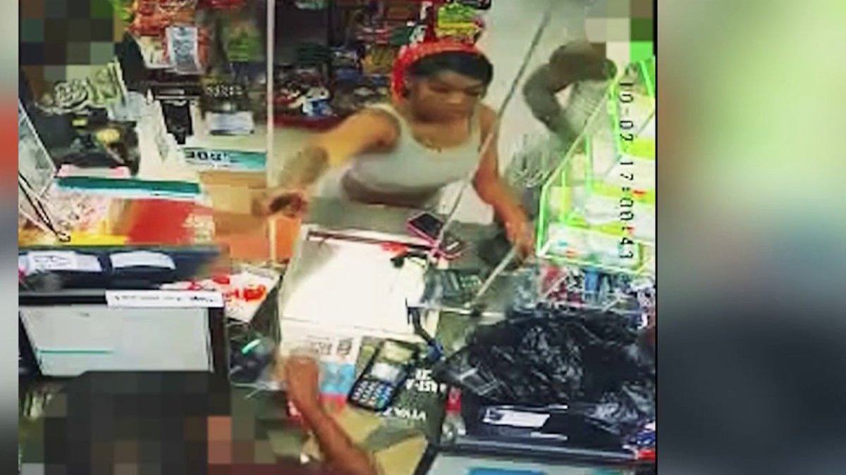 Video shows woman pepper-spraying clerk at Kwik Stop in North Lauderdale – NBC 6 South Florida