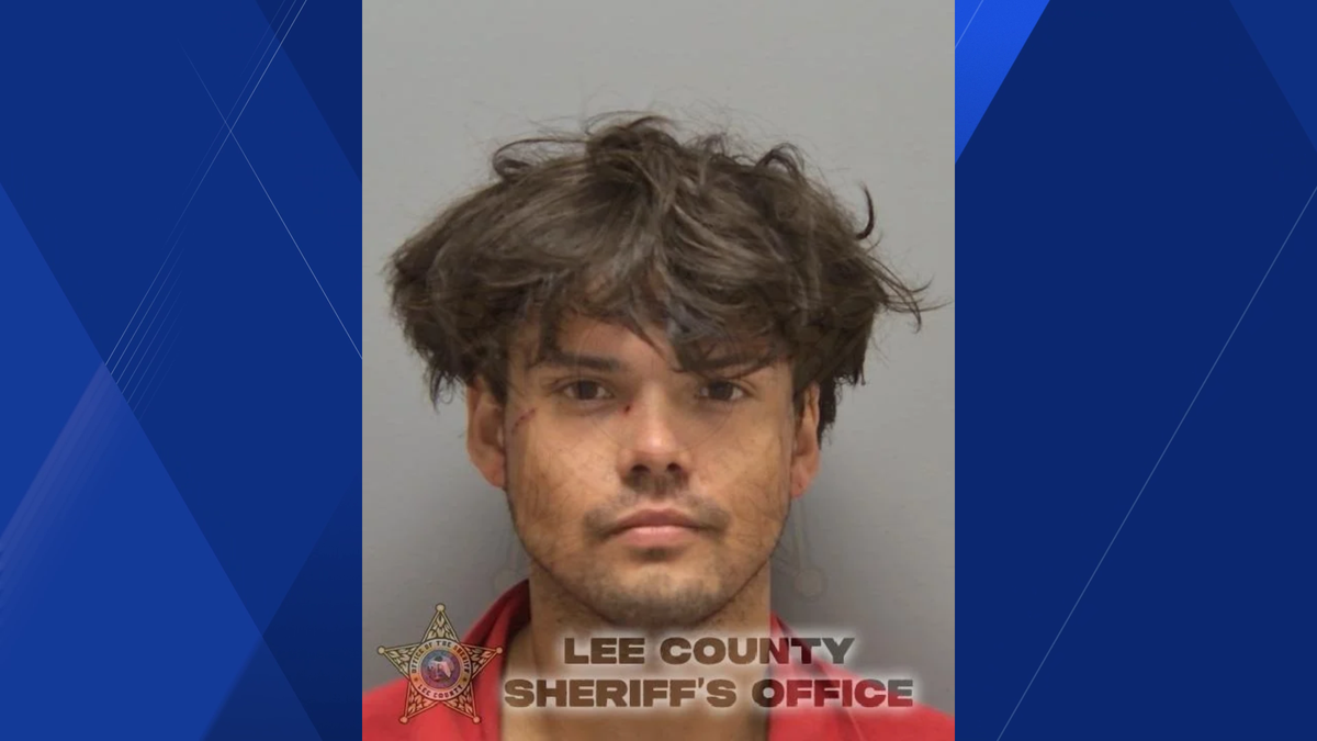 Stolen gun found under seat leads to Florida burglary arrest