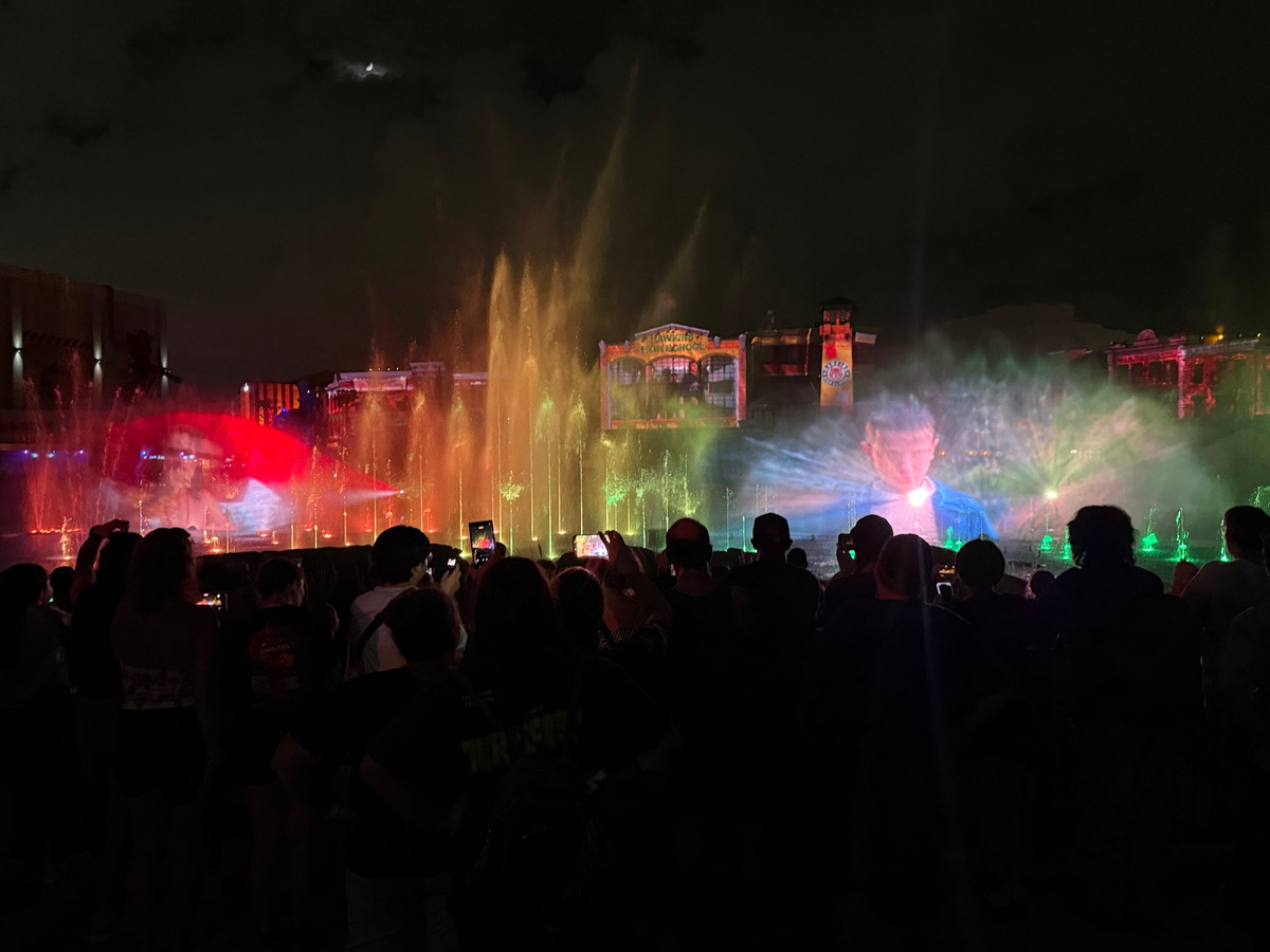 Depending on where you stand, you'll see different details during the "Stranger Things"-inspired lagoon show at Universal Orlando's Halloween Horror Nights.