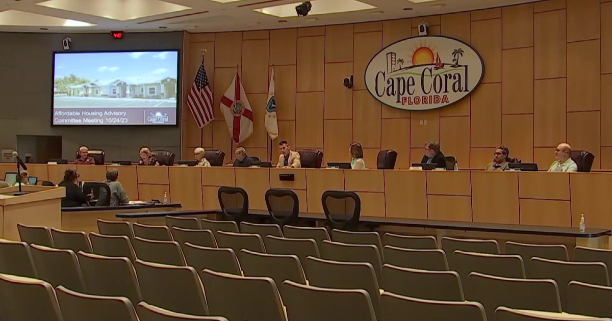 Mayoral candidate threatens lawsuit to stop utility vote | Lee County