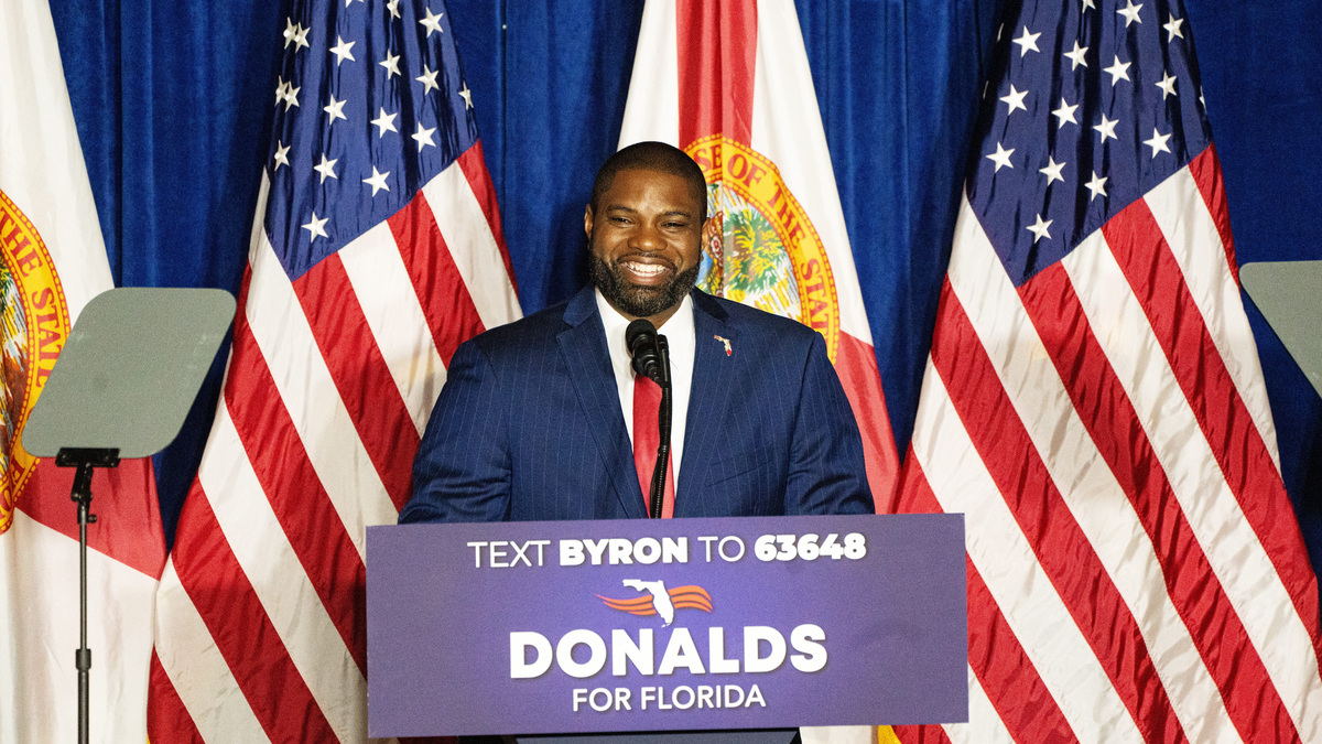 Byron Donalds speaks at his kickoff party for governor at the Sugarshack in Bonita Springs on Friday, March 28, 2025. Byron Donalds speaks at his kickoff party for governor at the Sugarshack in Bonita Springs on Friday, March 28, 2025.