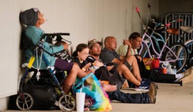 Hundreds of thousands without power after Isaias slams the Florida Panhandle and Alabama