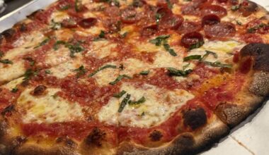 Fantini’s delivers genuine New Haven-style charred pizza | Dining & Entertainment