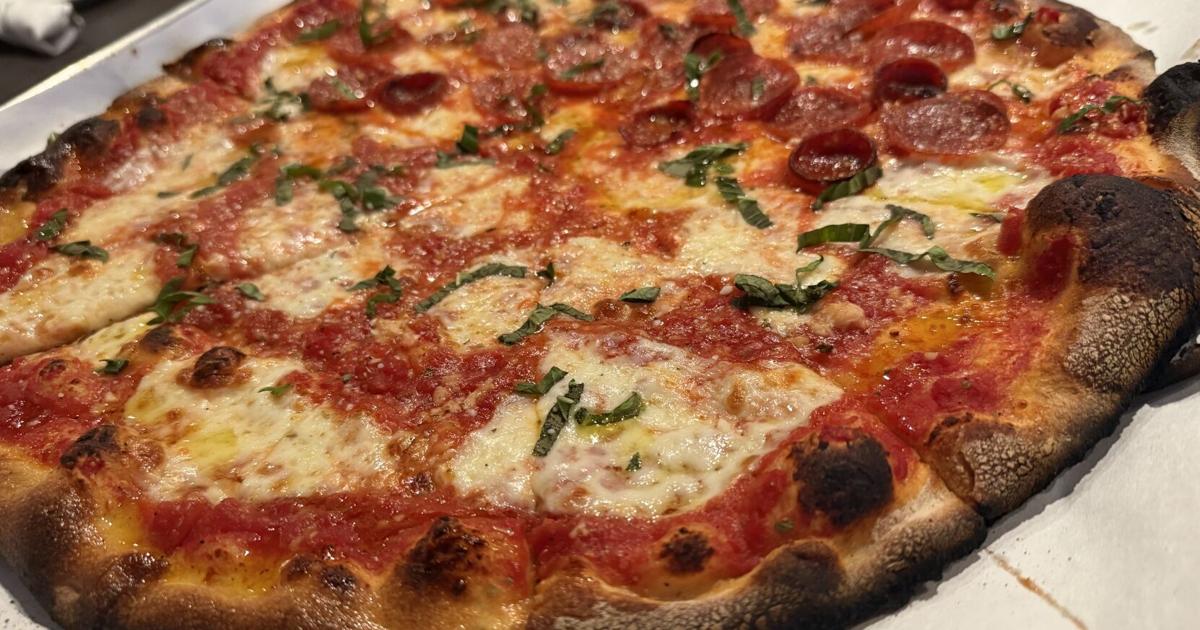Fantini’s delivers genuine New Haven-style charred pizza | Dining & Entertainment