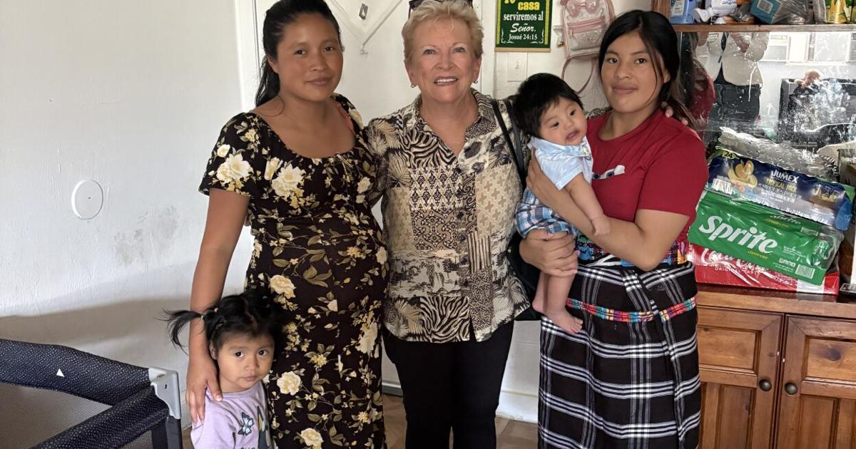 Fort Myers protesters demand ICE release nursing mother detained on Palm Beach Boulevard | News