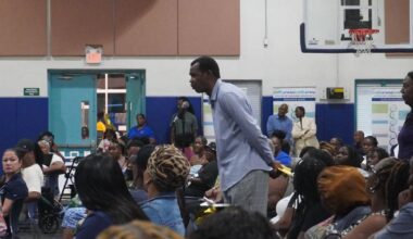 Liberty City housing residents cite leaks and unanswered repairs as renovation plan emerges | Local News & Updates | The Miami Times