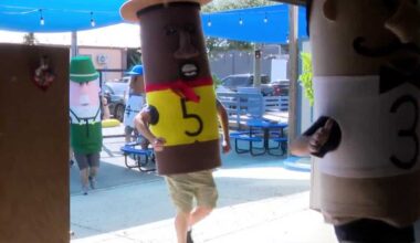Brewers fans bring unofficial racing sausages to Florida for World Series