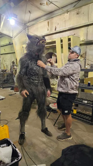 Hollywood special-effects artist Wayne Anderson of Fort Myers works on a werewolf costume for new horror movie "Devour."