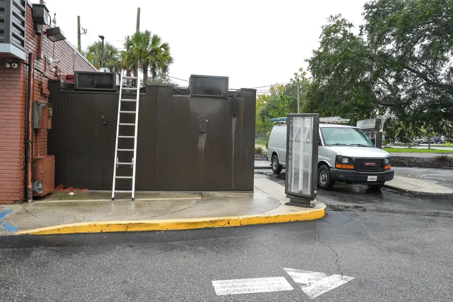Contractors were working on the Wendy's restaurant located at 1175 Dunn Ave. in Jacksonville, Florida. The restaurant has permanently closed.  [Doug Engle/Florida Times-Union]