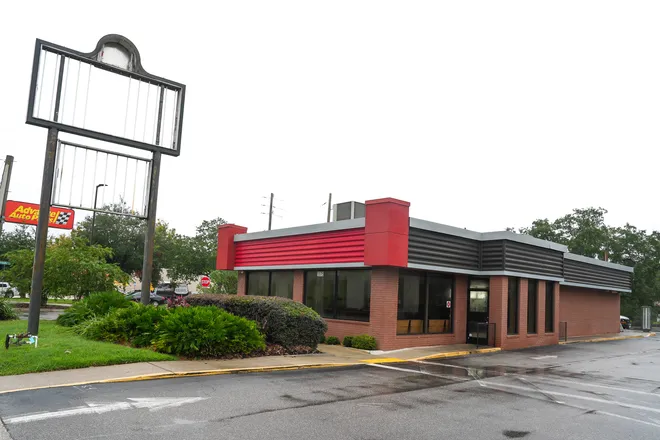 The large marquee sign that once let customers know of the Wendy’s location at 1175 Dunn Ave. in Jacksonville, Florida, sits empty Tuesday October 6, 2026. The restaurant has permanently closed. [Doug Engle/Florida Times-Union]
