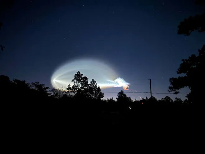 Ben Hall caught the SpaceX jellyfish over Blountstown on Oct. 13, 2026.