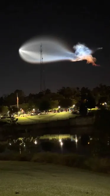 Tallahassee resident Andy Janecek caught the SpaceX jellyfish above Cascades Park on Oct. 13, 2026.