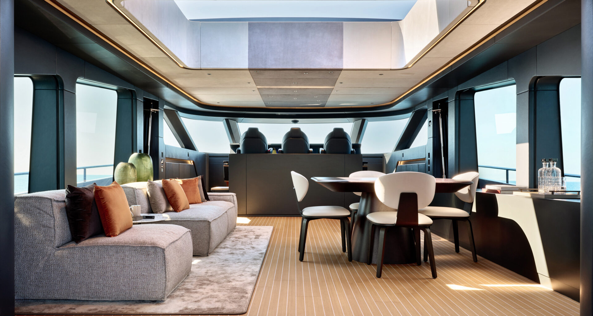 AB 95S saloon and opening roof