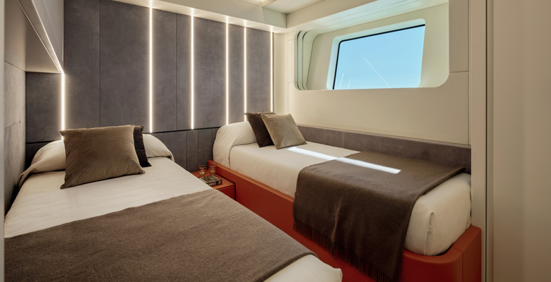 AB 95S yacht twin stateroom