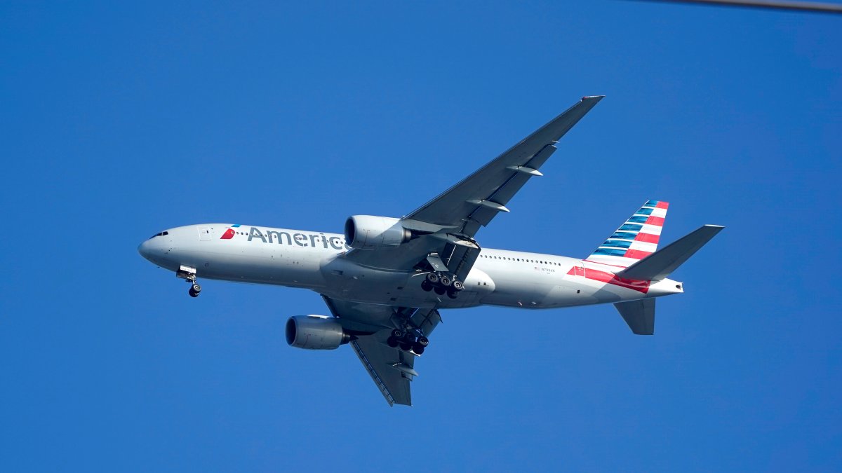 American Airlines flight returns to MIA after flight attendant and passenger dispute – NBC 6 South Florida