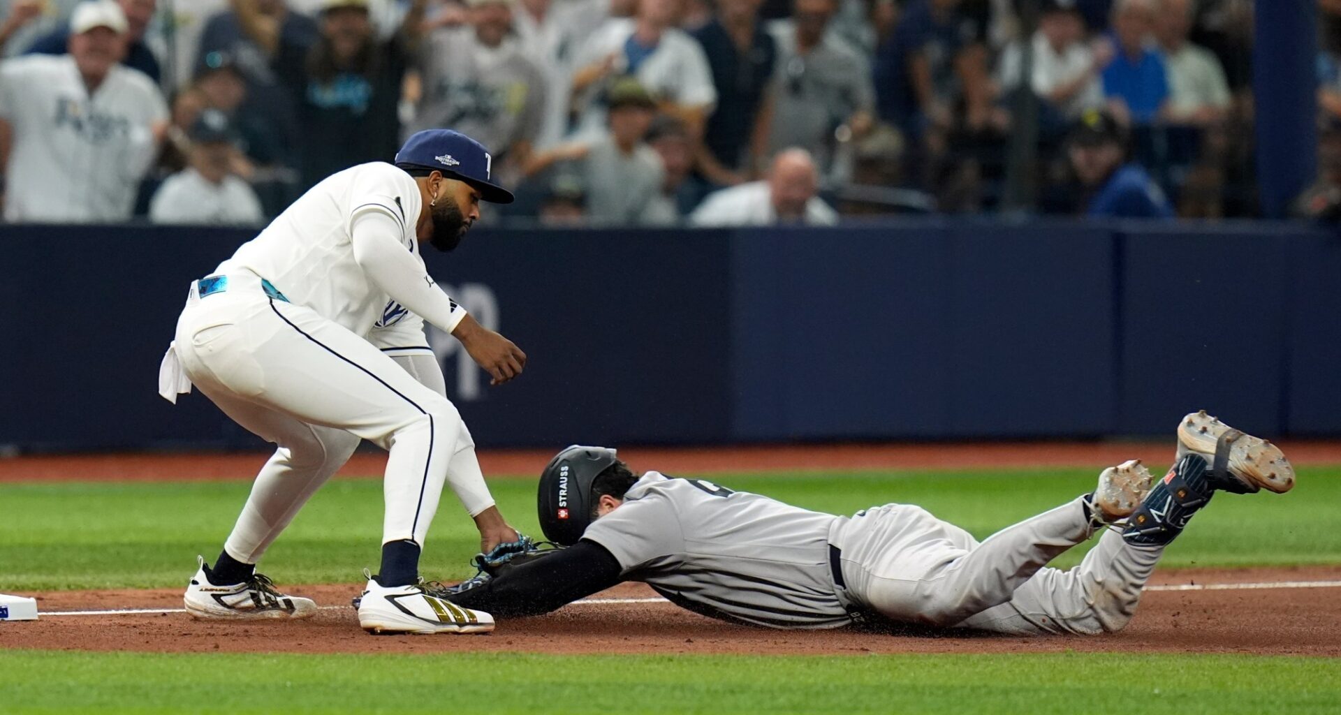 Wells’ baserunning blunder costs Yankees in ALDS opener, a 1-0 loss to Rays – Trentonian