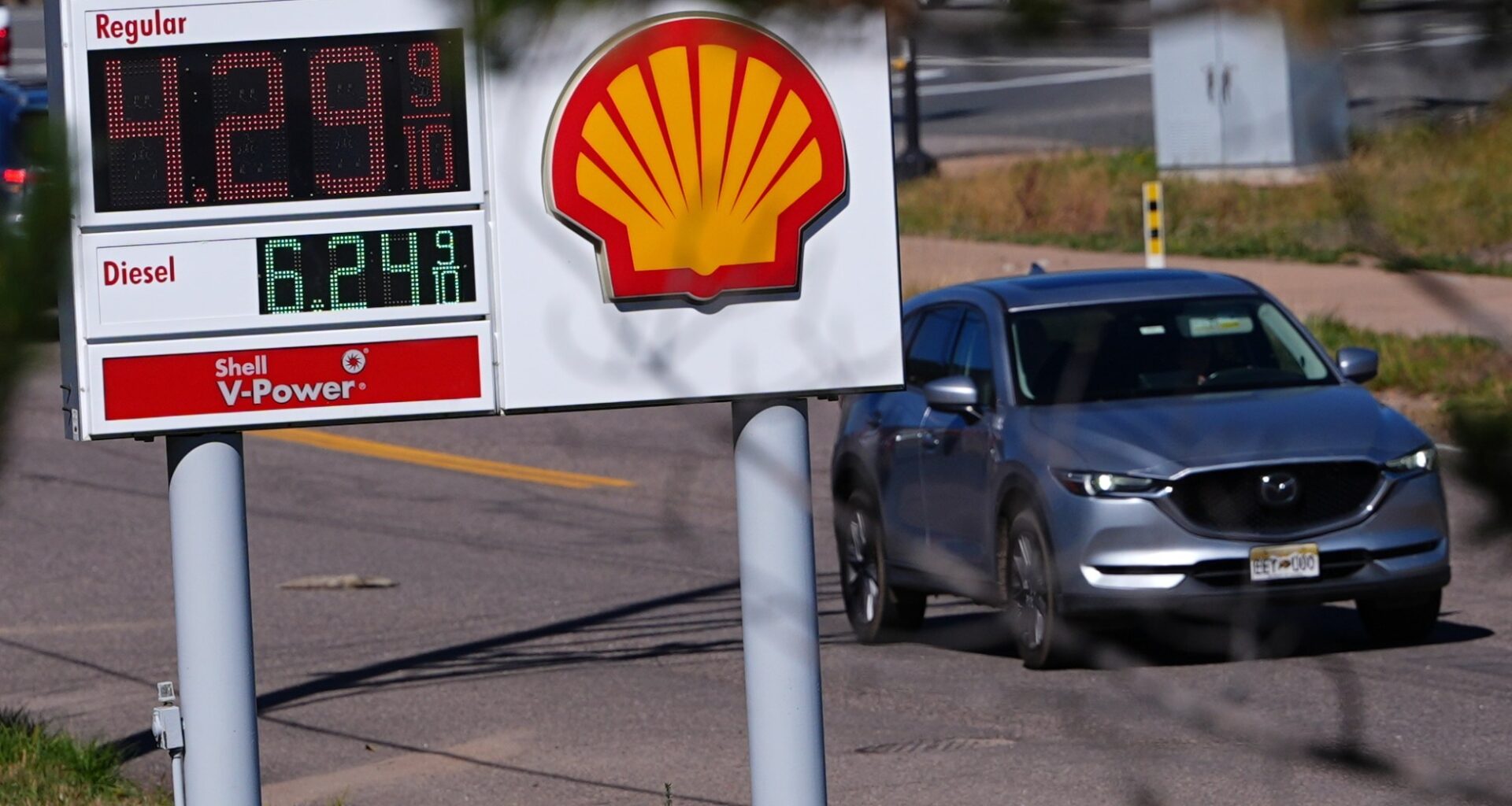 Trump’s executive order on dyed diesel will offer little relief, farmers and truckers say