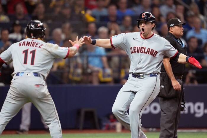 Chase DeLauter and José Ramírez lead the Guardians to a 7-3 win over the Rays in Game 1 of the ALCS