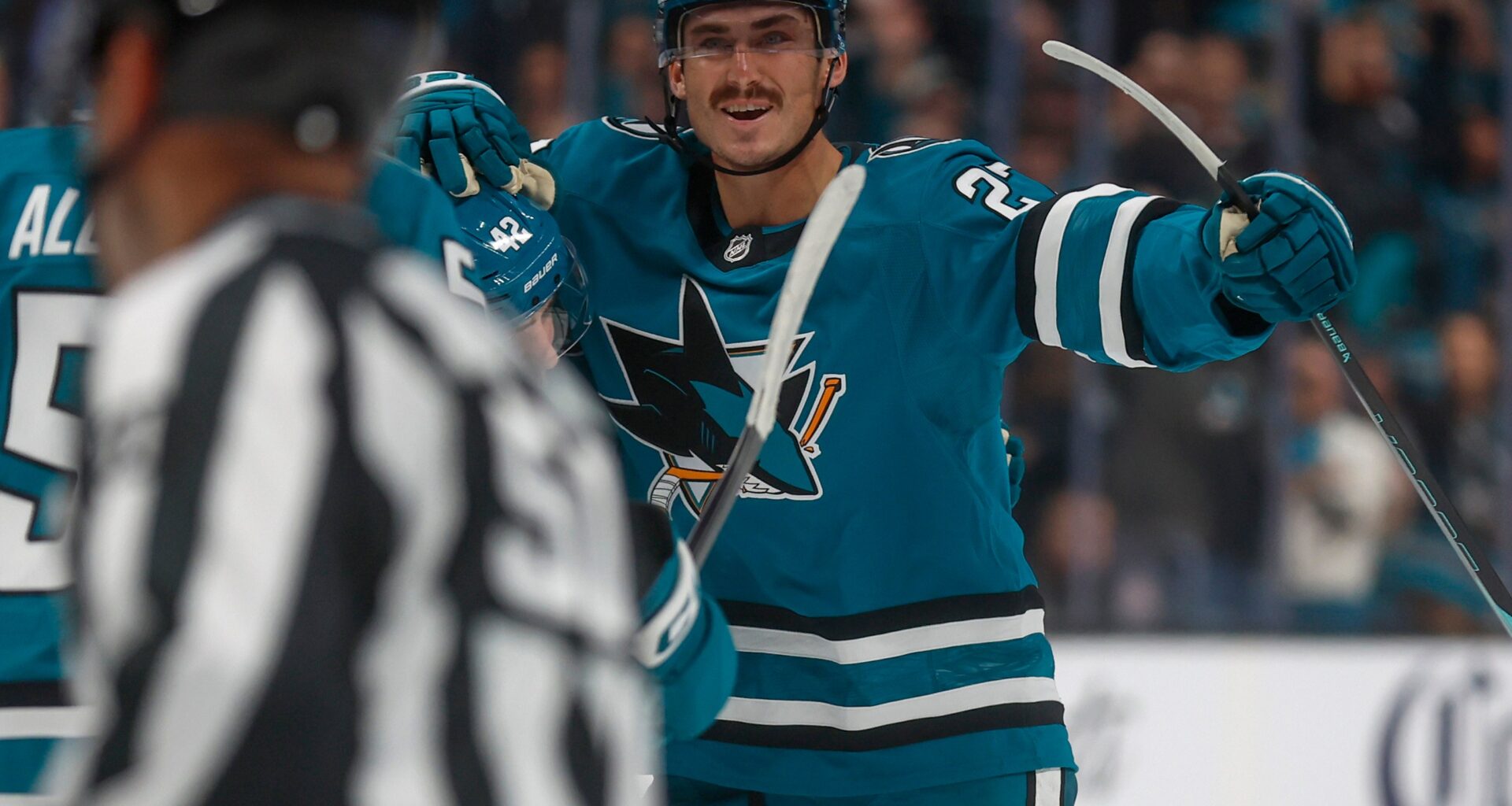 San Jose Sharks tested by Florida Panthers, win in overtime