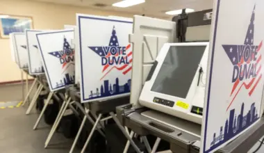 The Amendment 3 dilemma: Cut taxes or cut services?