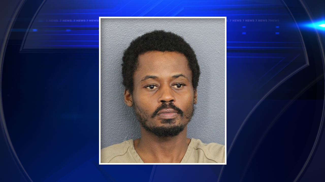 USPS driver arrested on DUI charges while working in Fort Lauderdale, police say - WSVN 7News | Miami News, Weather, Sports
