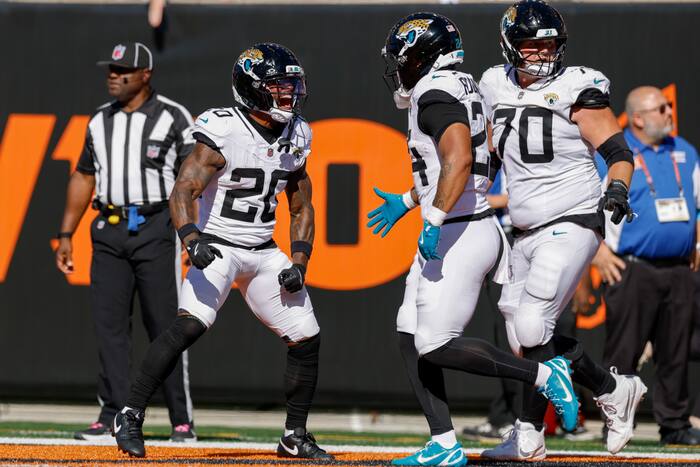 Four Cents: Jaguars make a statement in gritty win over Bengals
