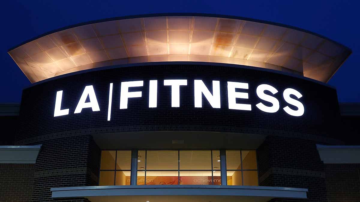Miami man accused of attacking fellow gymgoer with dumbbell at LA Fitness – NBC 6 South Florida