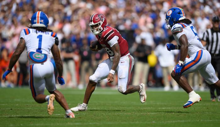 LaNorris Sellers shows up big, and South Carolina stuns No. 16 Florida 38-19 in the Swamp