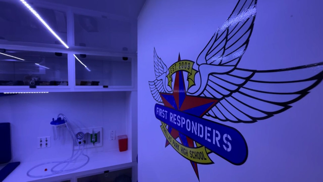 Pinellas Park High's first responders-in-training receive donation from Clearwater FR