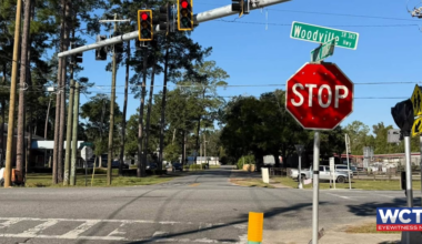Traffic light installed at intersection near K-8 school in Woodville