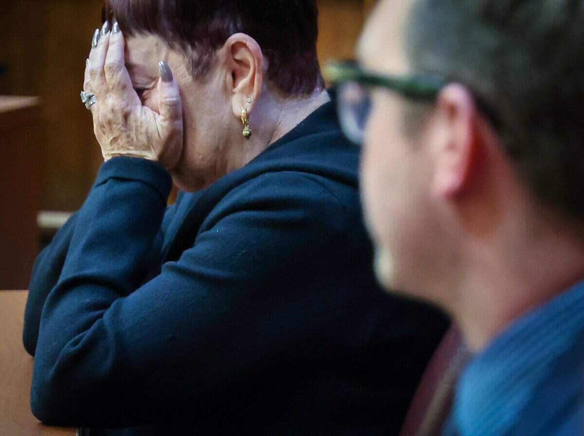 Prosecutor Abbe Rifkin covers her face as the verdict is read in Alberto Sierra’s death penalty sentencing trial on Tuesday, Oct. 20, 2026. The jury recommended that Sierra be sent to Death Row for murdering his wife and her two young daughters.