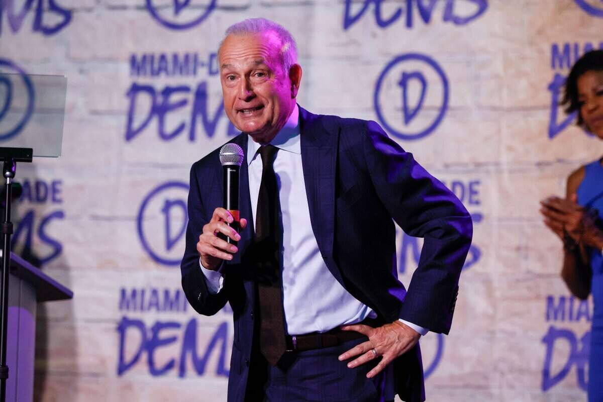Democratic candidate Eliott Rodriguez speaks during the Miami-Dade Democratic Party's 2026 Blue Gala at the Frost Science Museum, in Miami. Florida, on Saturday, September 19, 2026.