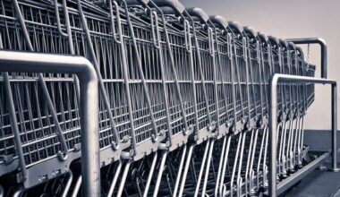 Is it illegal to not return your shopping cart? Here’s what Florida law says