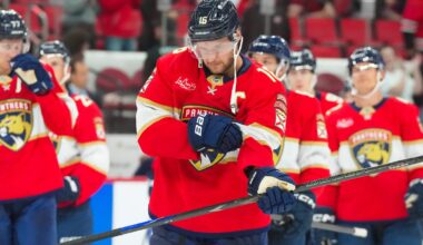 Barkov Leaves Panthers Game at Sharks Early with Injury