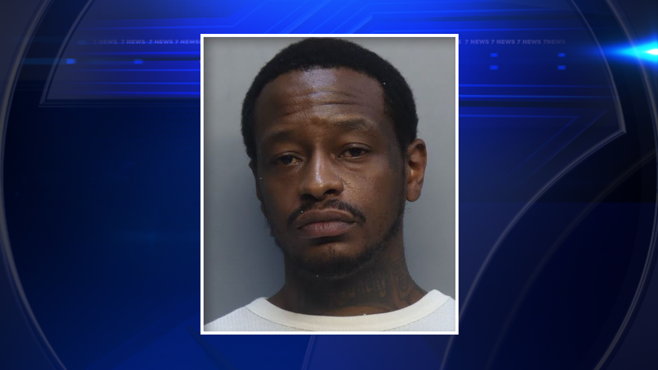Man accused of trafficking woman, taking up to $90K in earnings, threatening her, police say - WSVN 7News | Miami News, Weather, Sports