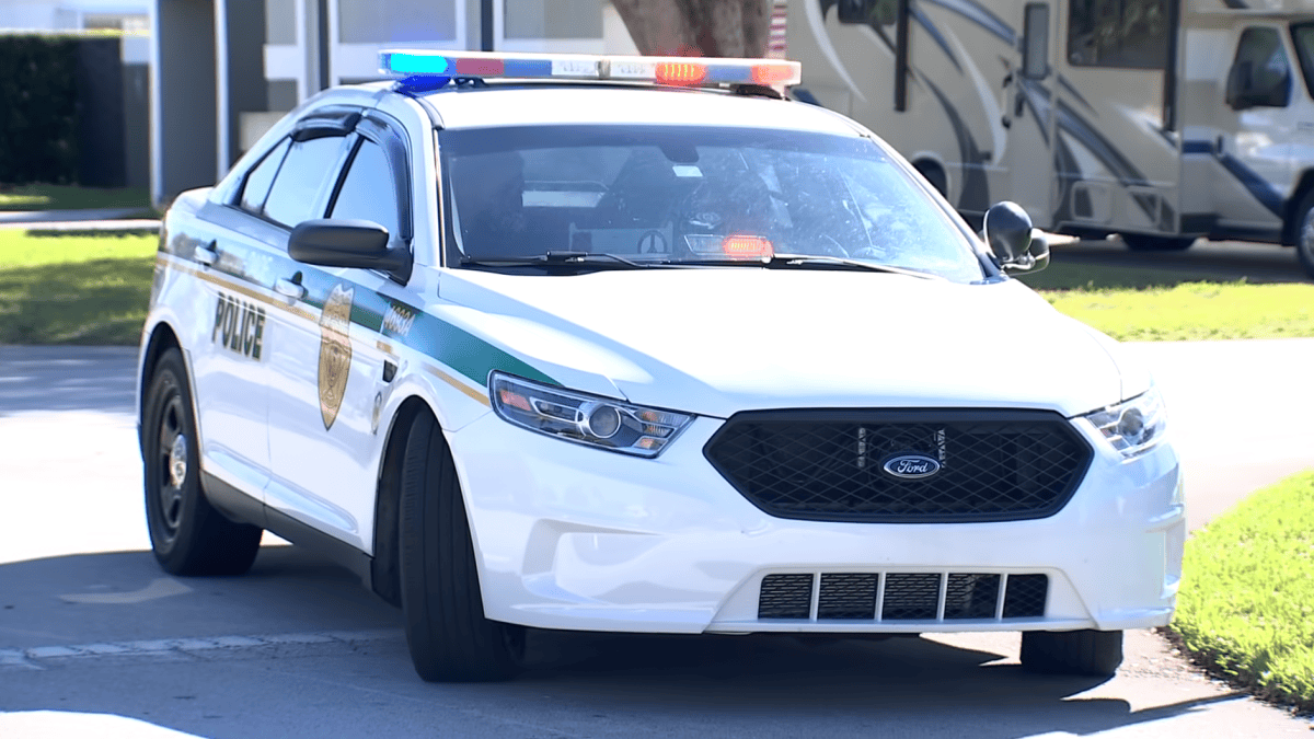 Man armed with sword threatened to cut off contractor’s head in Miami-Dade – NBC 6 South Florida