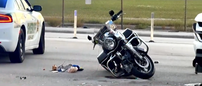 Motorcyclist airlifted after collision with vehicle near Red Road and Miami Lakes Drive in NW Miami-Dade - WSVN 7News | Miami News, Weather, Sports