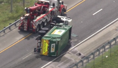 Waste Management dump truck overturns on NB Turnpike in Davie; exit towards I-595, SR 84, US 441 closed - WSVN 7News | Miami News, Weather, Sports