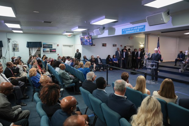 HOLLYWOOD, FLORIDA - OCTOBER 20: Former U.S. President Bill Clinton speaks as he campaigns with Florida Democratic gubernatorial candidate David Jolly at the Koinonia Worship Center on October 20, 2026 in Hollywood, Florida. Jolly is running against Republican gubernatorial candidate Rep. Byron Donalds (R-FL) for the Florida governorship in the November 3rd election. (Photo by Joe Raedle/Getty Images)