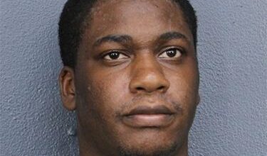 Elijah Manley booked in Broward jail on written threats charges