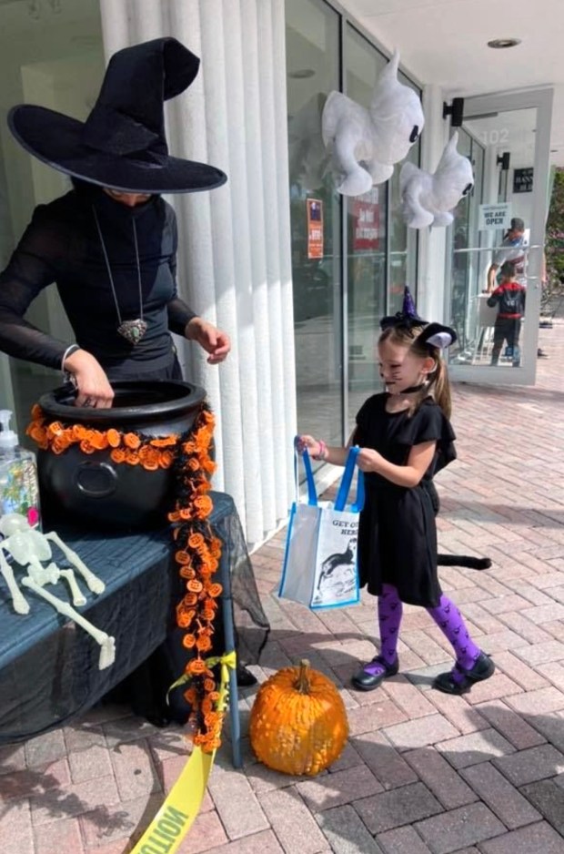 Kids can trick-or-treat along Atlantic Avenue in Delray Beach on Oct. 24. (Delray DDA/Courtesy)