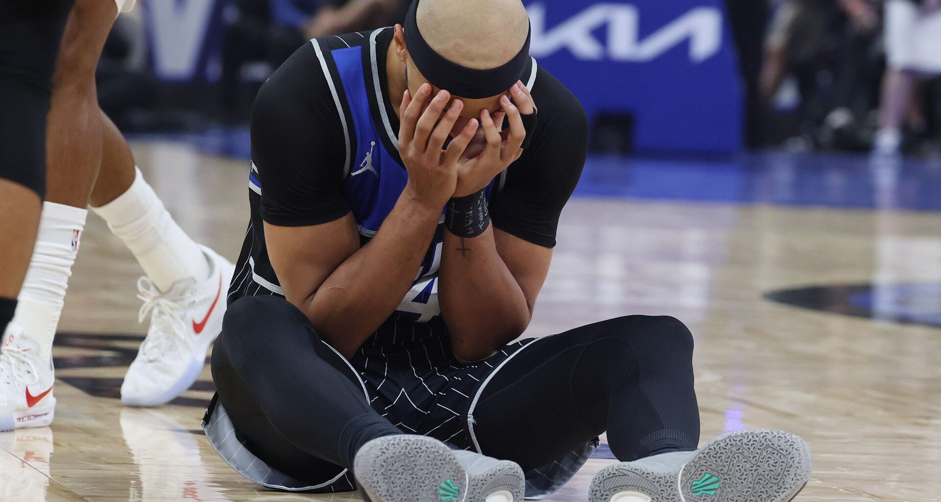Magic's Suggs apologizes, but can team stay healthy?